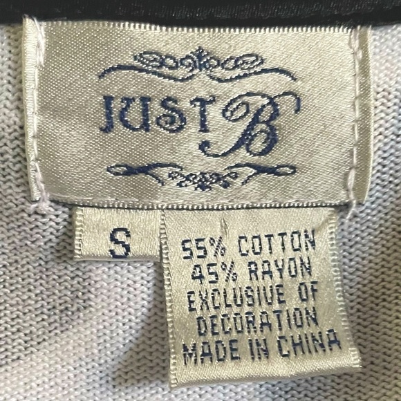 JUST B Cardigan Sweater Giraffe Print NWT Size Small - Picture 6 of 7